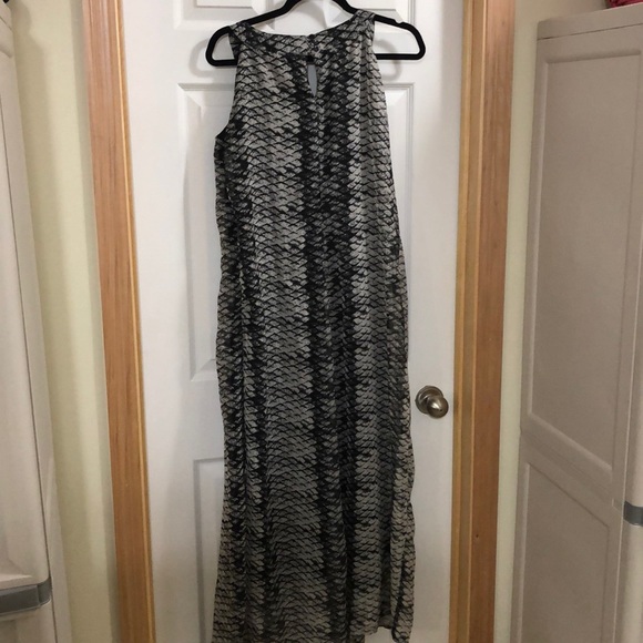 Lovely semi-sheer print maxi dress - Picture 6 of 8